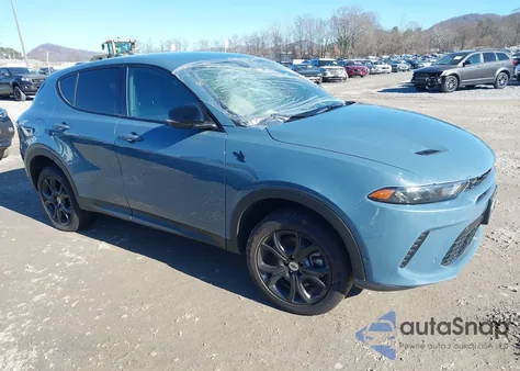 2023 Dodge Hornet Gt Awd из США, поврежденный, VIN ZACNDFAN7P3A00435